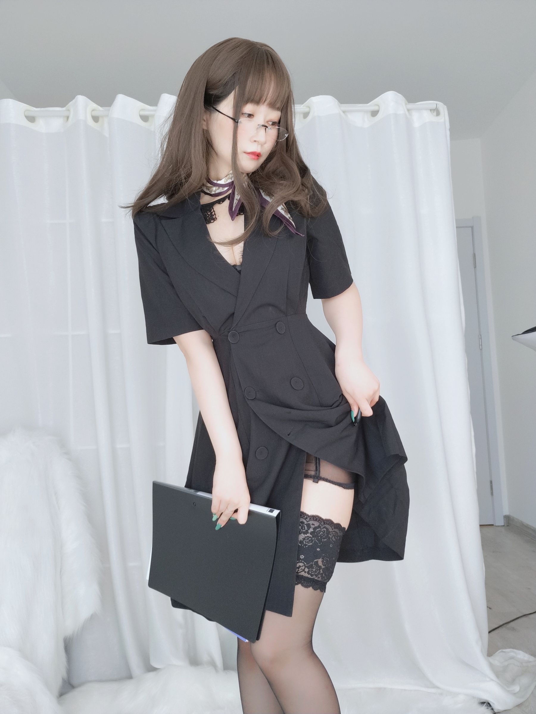 Coser小姐姐白银81–OL下的内衣写真集插图1